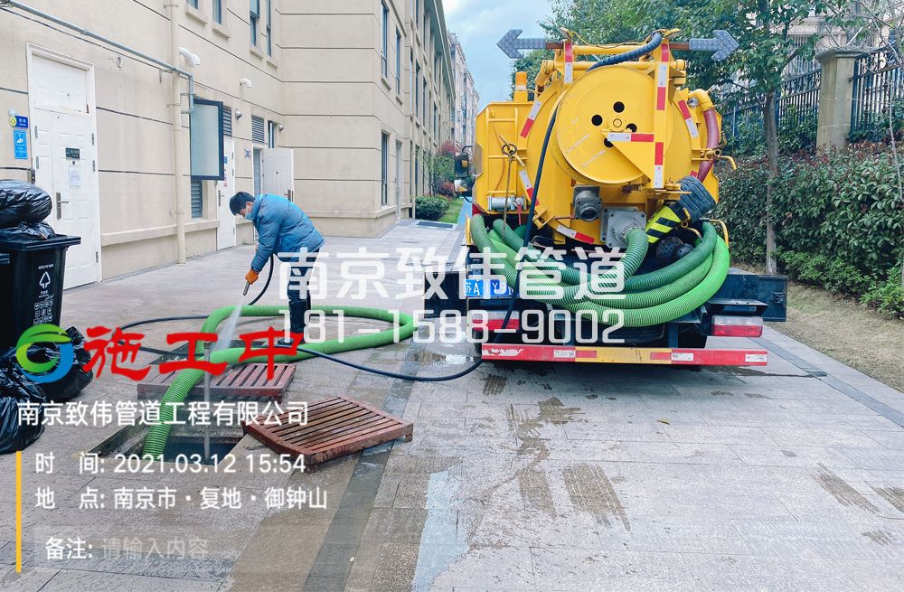 322赛虹桥幼儿园隔油池清理
